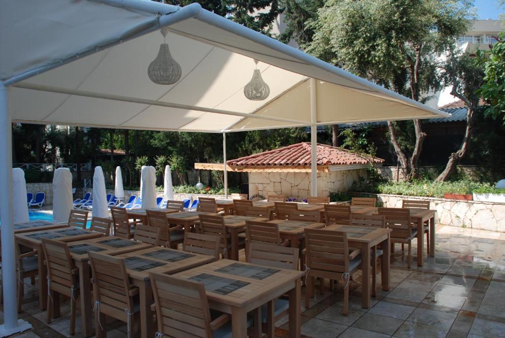 Villa Adora Beach Side Kültér fotó
