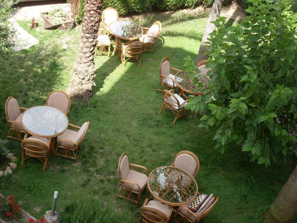Villa Adora Beach Side Kültér fotó
