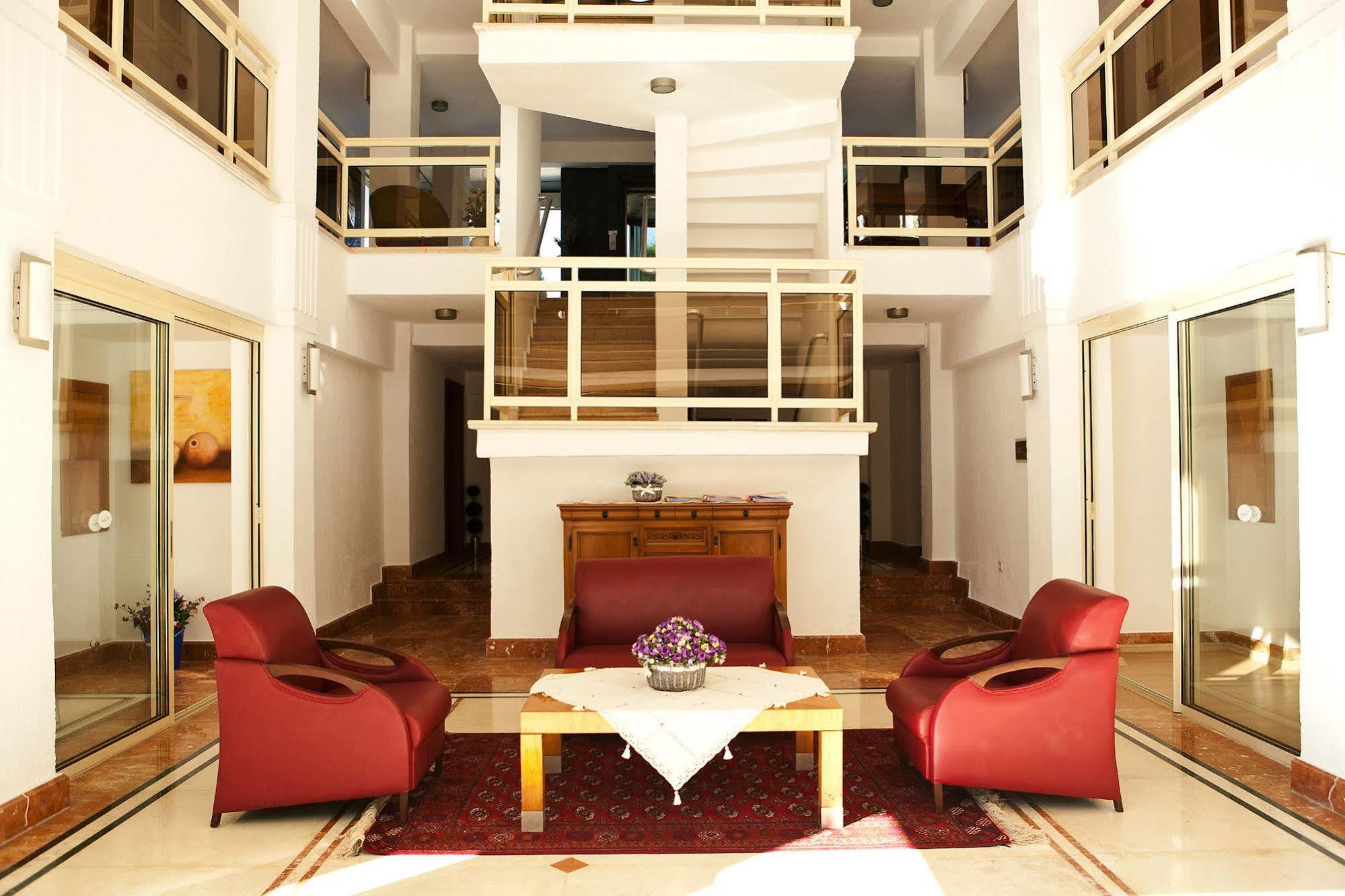 Villa Adora Beach Side Kültér fotó