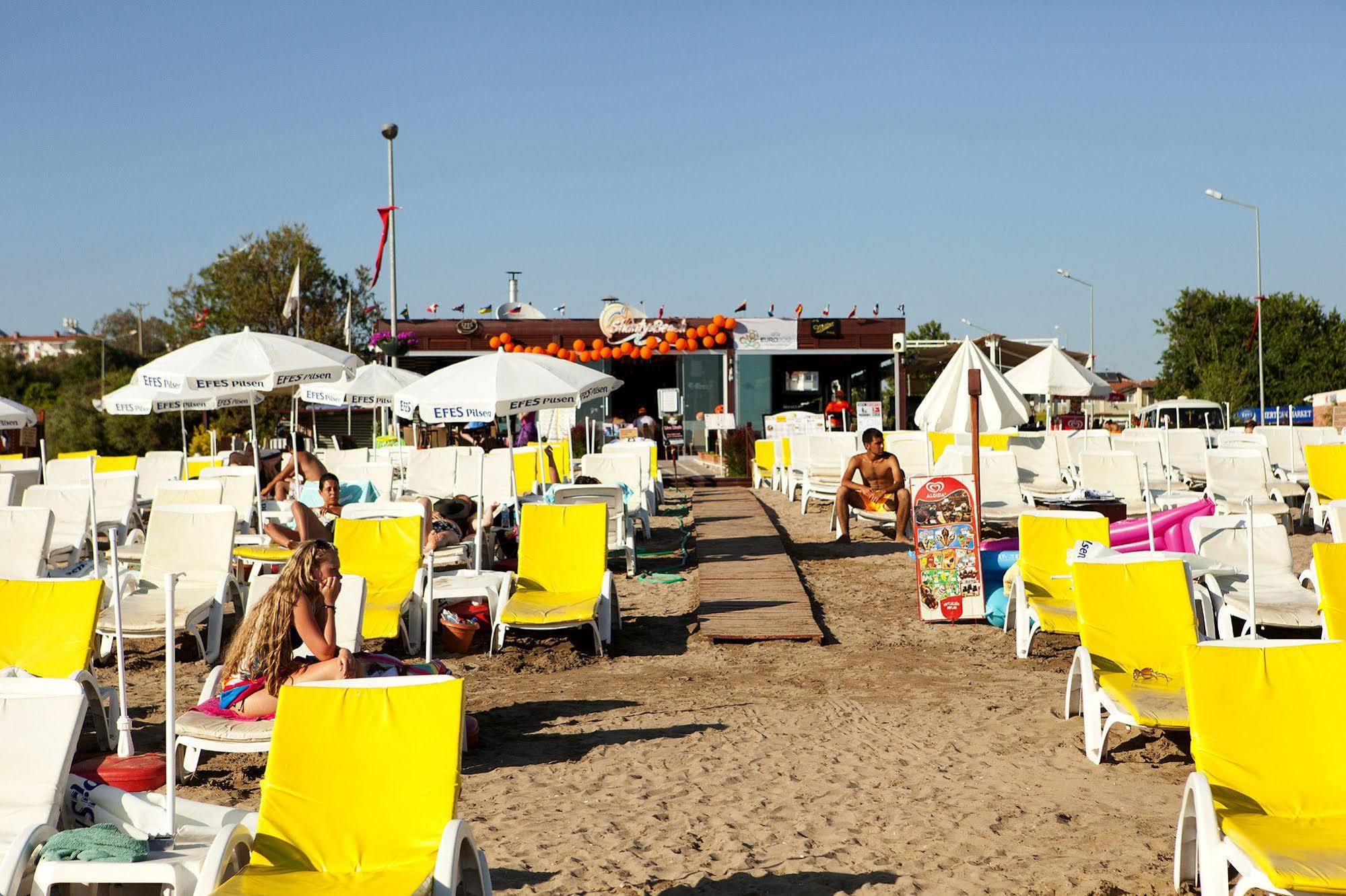 Villa Adora Beach Side Kültér fotó