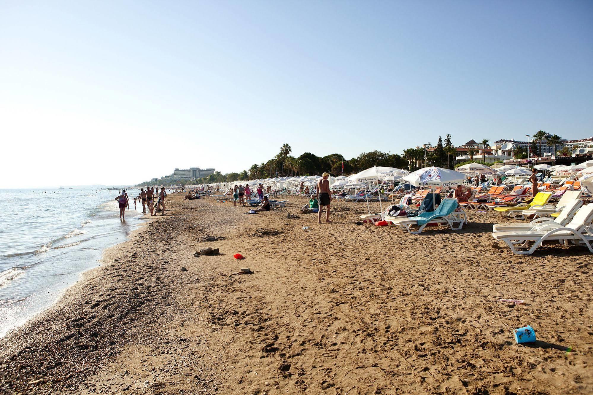 Villa Adora Beach Side Kültér fotó
